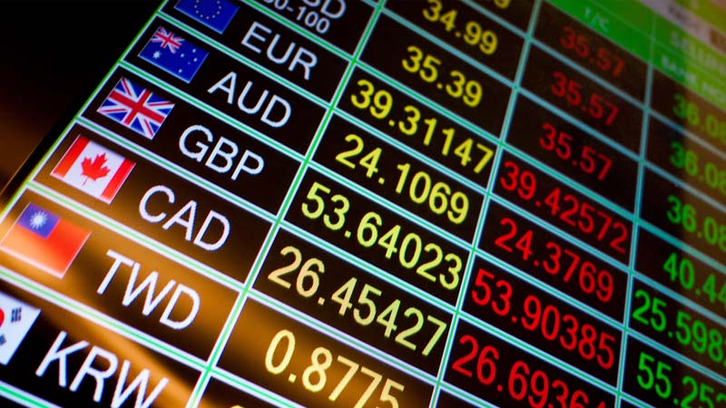 The Ultimate Guide for Forex Traders: 2025 Low Spread Broker Selection and Risk Management Strategies